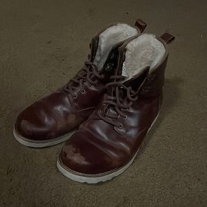 UGG Hannen Boot US 10